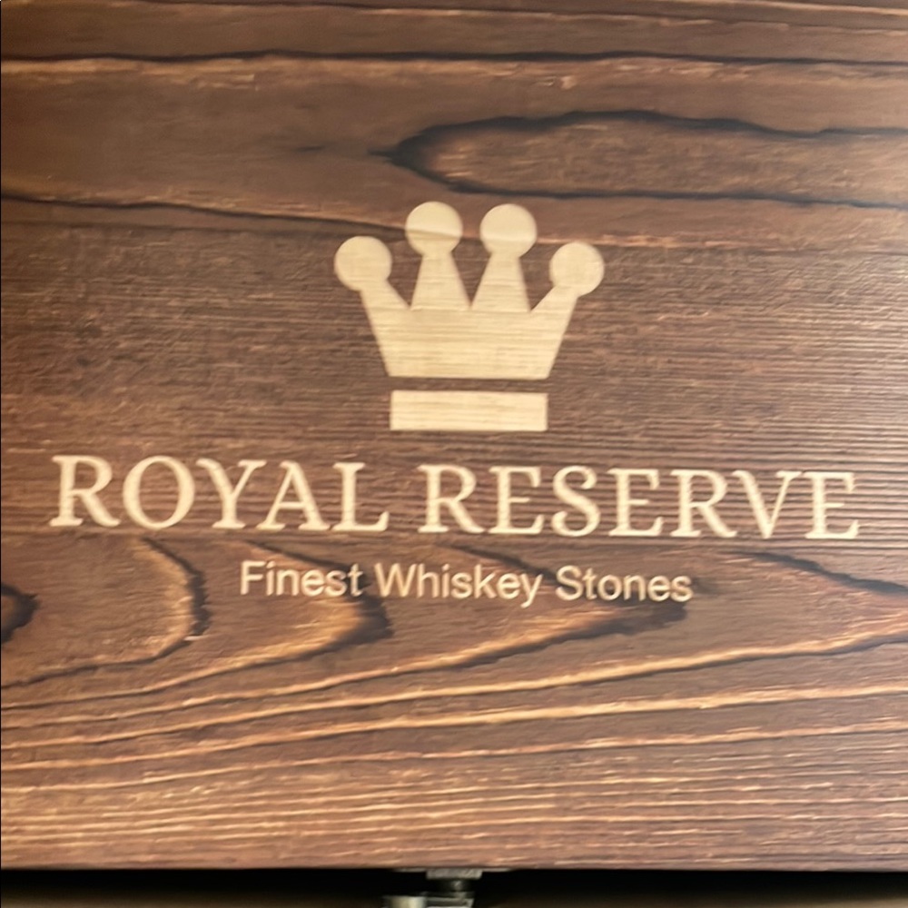 Whiskey Gift Set, 2 glasses with 8 whiskey stones and tongs - Brown | New in Box